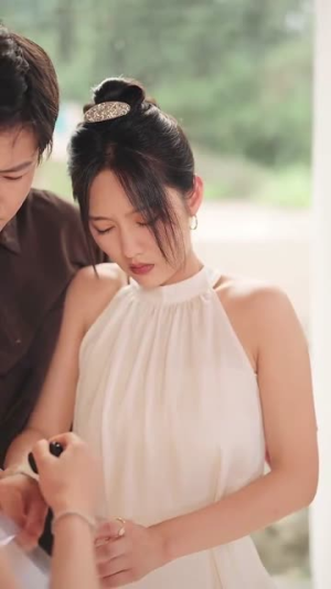 我的美女房客（80集）短剧