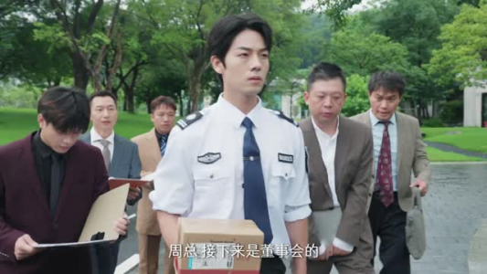 报告总裁夫人和少爷都成了大佬（5集）麻雀变凤凰