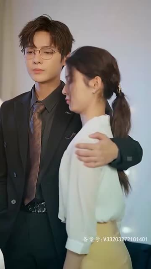 强势锁婚：傲娇总裁别想跑& 夫人强撩，总裁你别跑（79集）这种拉扯感太要命了